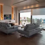فيلة White - Sea View لوتراكي