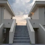 فيلة White - Sea View