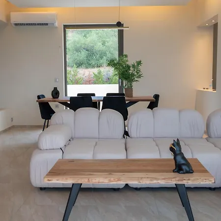Villa White - Sea View Lutráki