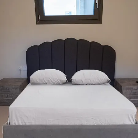 White - Sea View * 路特奇