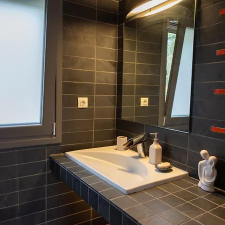 White - Sea View 别墅 *