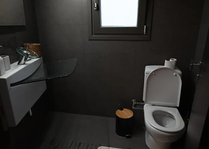 White - Sea View Villa Loutráki