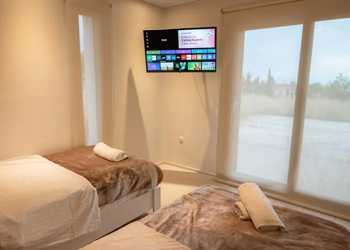 White - Sea View Лоутраки