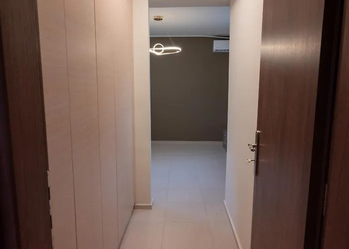 Вилла White - Sea View Лоутраки