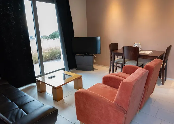 White - Sea View Лоутраки